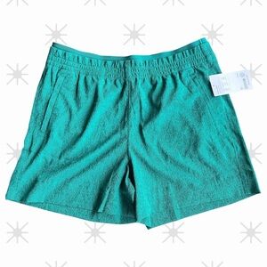 NWT Athleta Echo Shorts Size 14